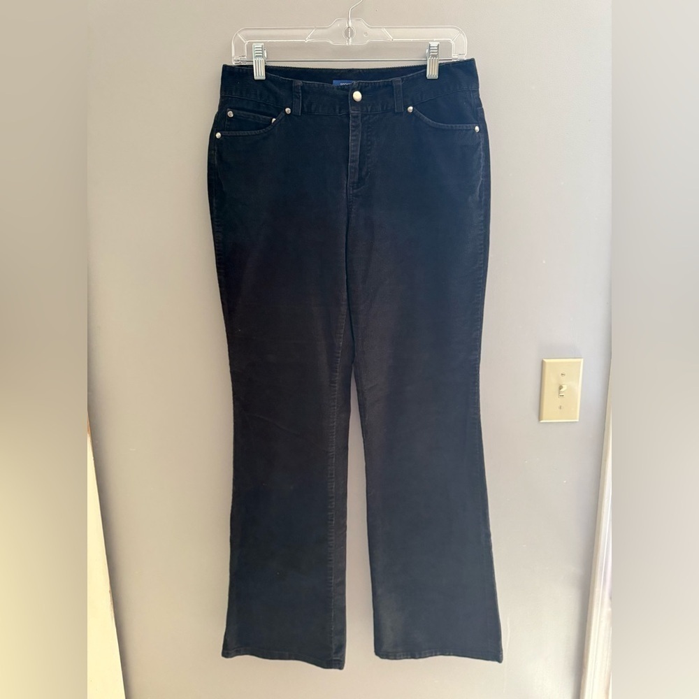 Dockers Black Corduroy Pants Woman’s SZ 4 Straight Leg Stretch Pockets Mid Rise